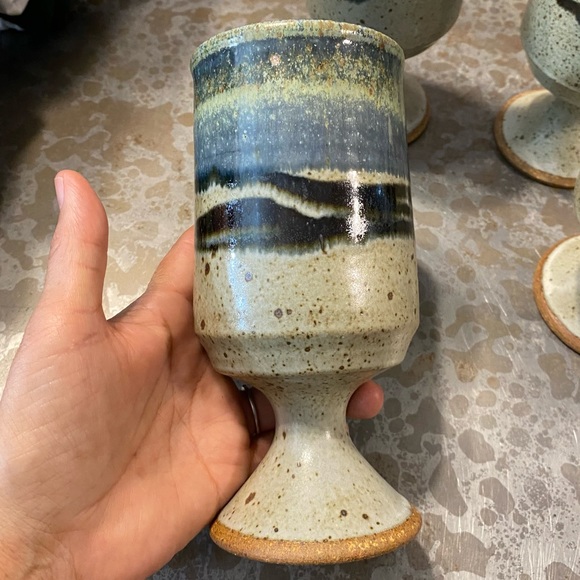 Stoneware 4 beer Mugs - Picture 2 of 10